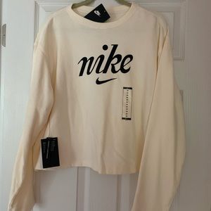 NWT Nike sweatshirt